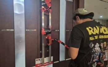 KPK Gelar OTT di Bekasi: 10 Orang Diamankan, Ruang Kerja Bupati Disegel